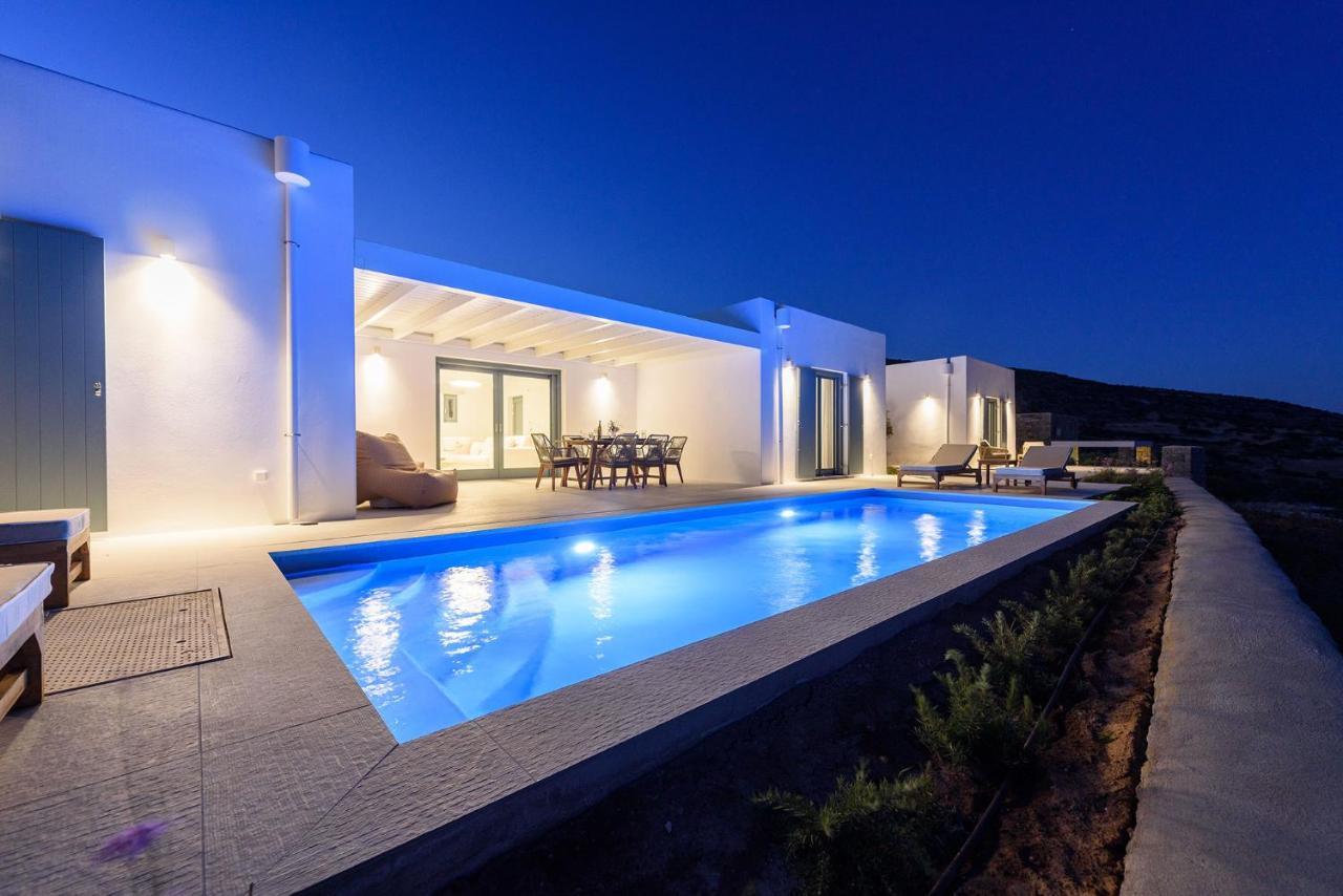 Villa Complex White And Rocks Parikia  Bagian luar foto