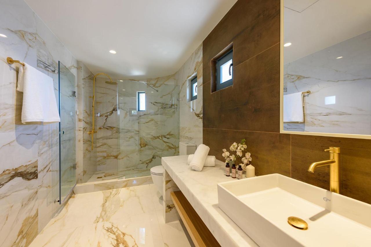 Villa Complex White And Rocks Parikia  Bagian luar foto