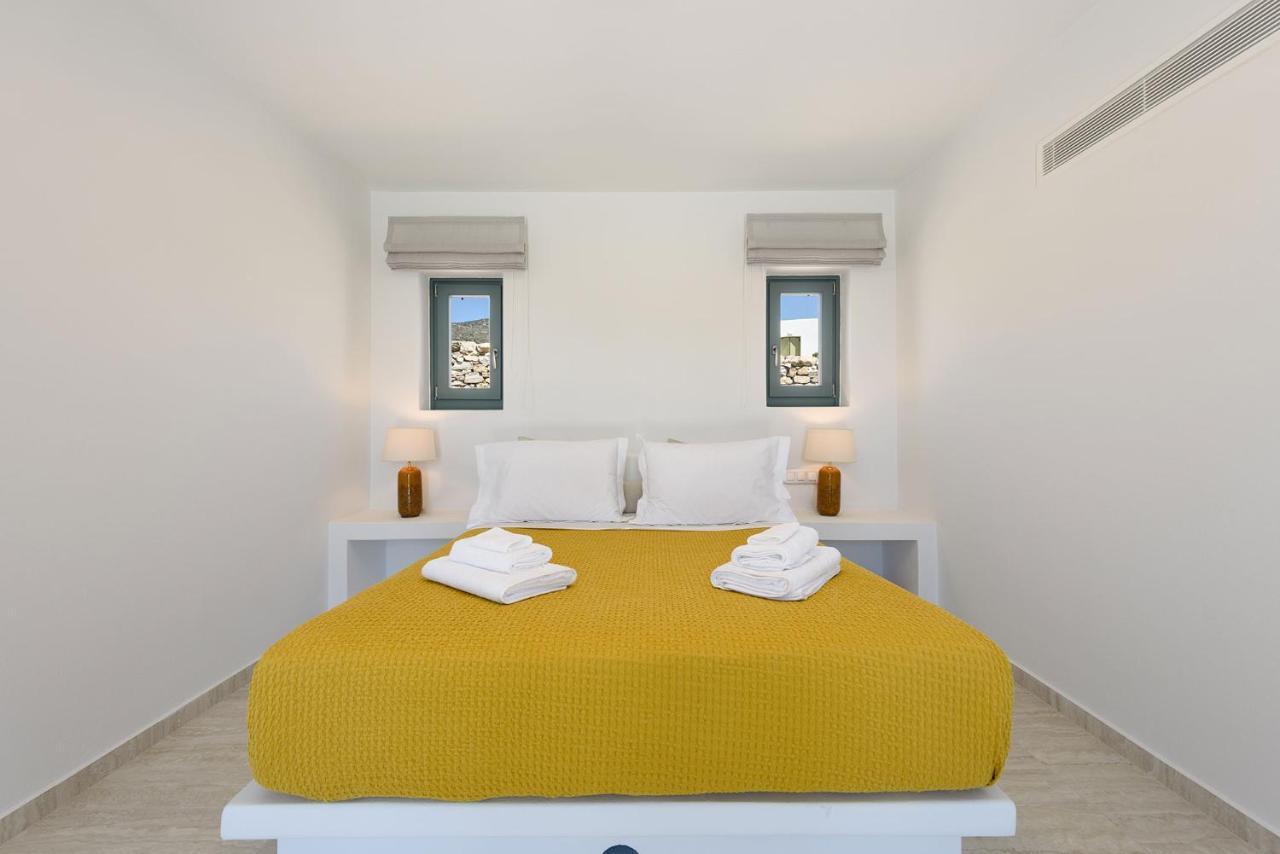Villa Complex White And Rocks Parikia  Bagian luar foto